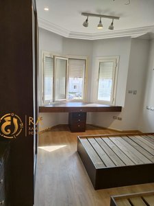 Mountain View Hyde Park - Image 12