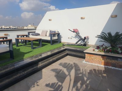 Mountain View Hyde Park - Image 9